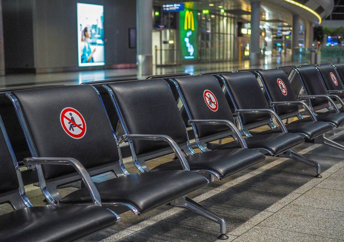 covid restrictions at airports